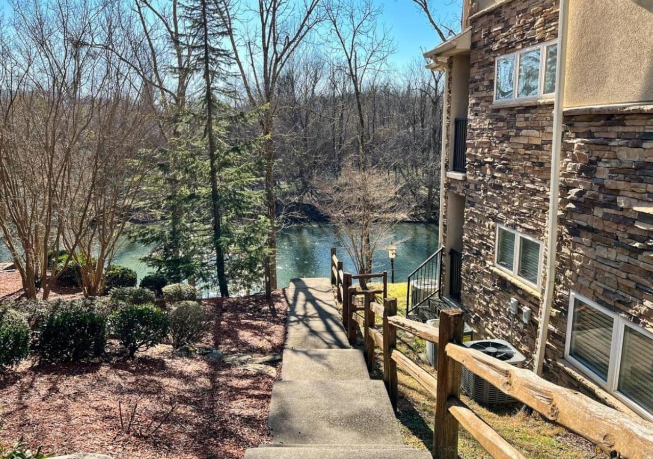 Relaxing Condo On The River - New Air Hockey Table Pigeon Forge Eksteriør bilde